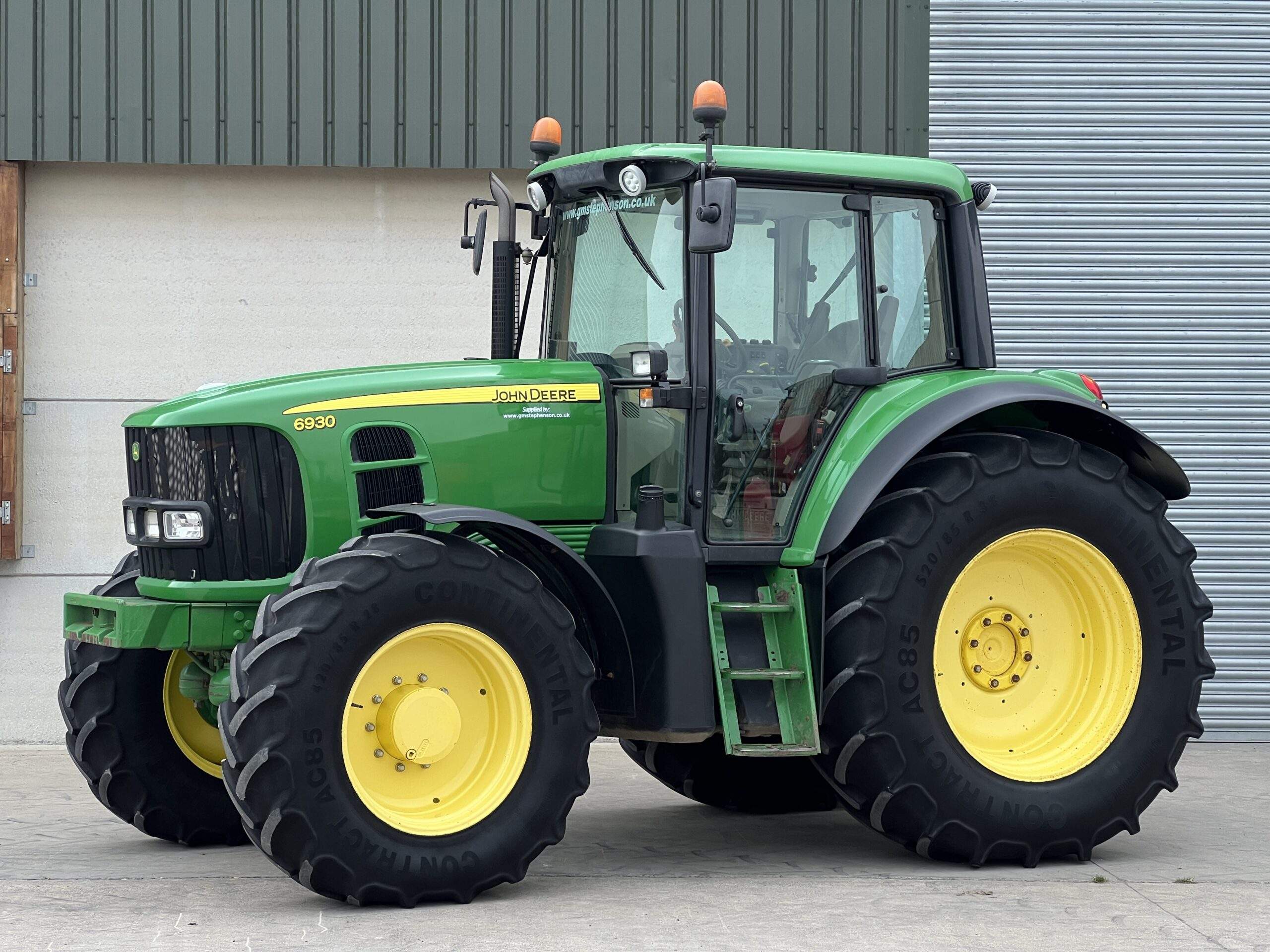 JOHN DEERE 6930 STANDARD